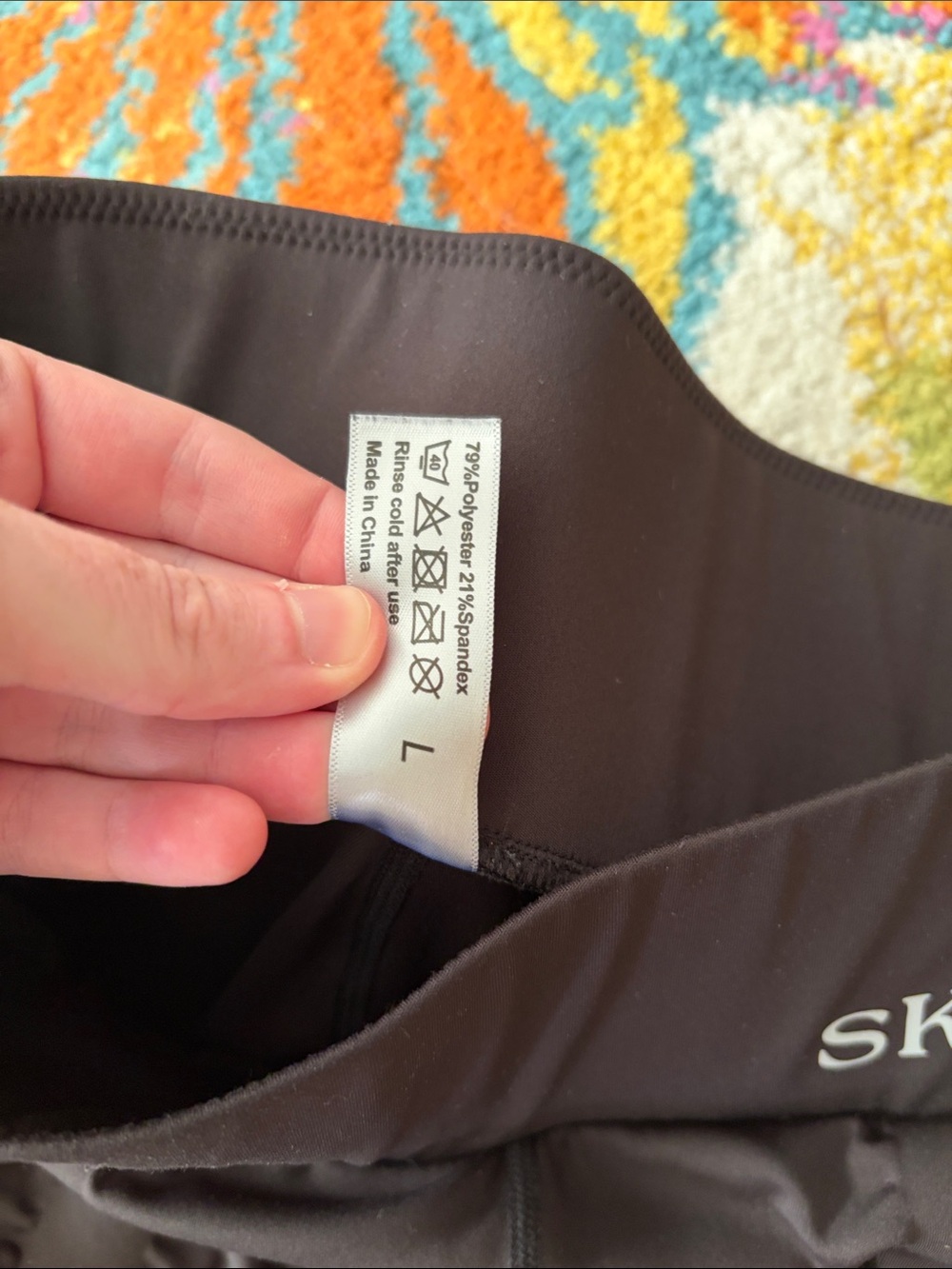 SKINNIFY CAPRI CROP RESISTANCE BAND LEGGINGS LARGE - Picture 5 of 6